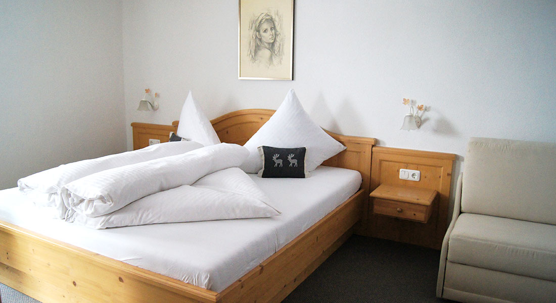 Haus Waldheim - Unser Appartement 1 für Ihren Urlaub am Arlberg
