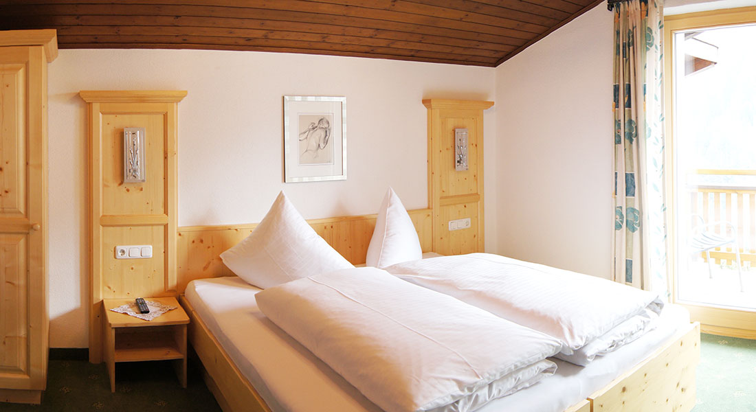Haus Waldheim - Unser Appartement 3 für Ihren Urlaub am Arlberg