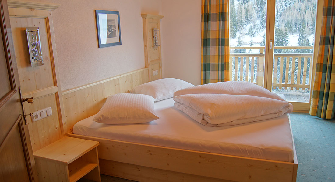 Haus Waldheim - Unser Appartement 4 für Ihren Urlaub am Arlberg